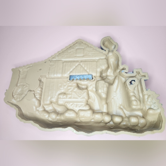 Set of 2 1990s Burwood Amish Horse Buggy Cottage and Amish Farm Wall Ha… - Picture 8 of 8